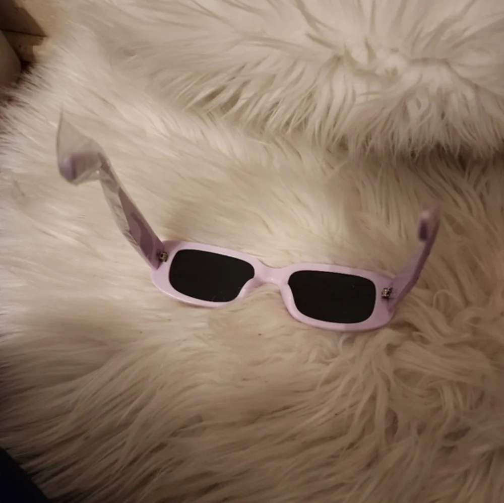 Dolls Kill Purple Butterfly Sunglasses‎ NWT